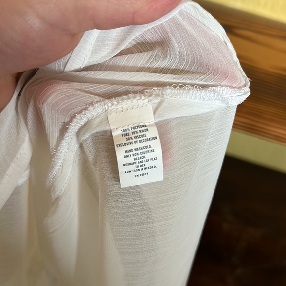 Hollister Button Down Tank Top Blouse - Picture 9 of 9